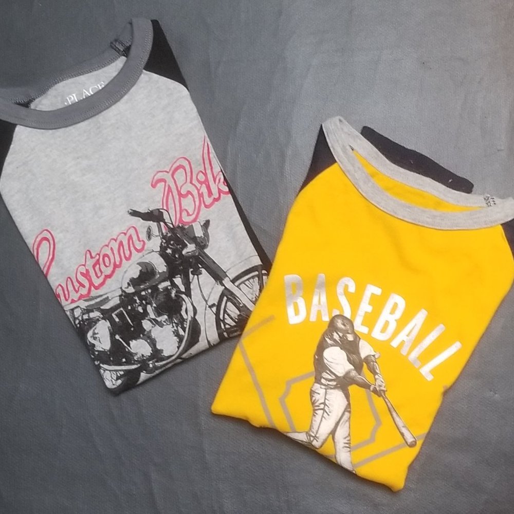 Children's Place Boys Graphic Long Sleeve Gray Yellow Shirts Size 5/6